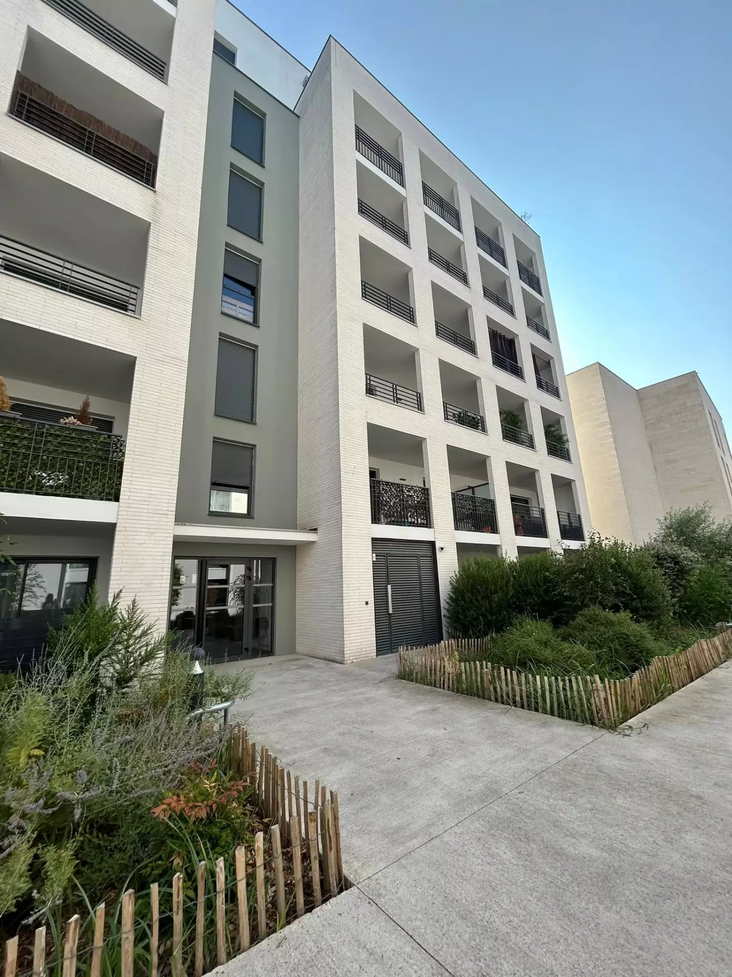 Flat Rue du Commerce in Bordeaux
