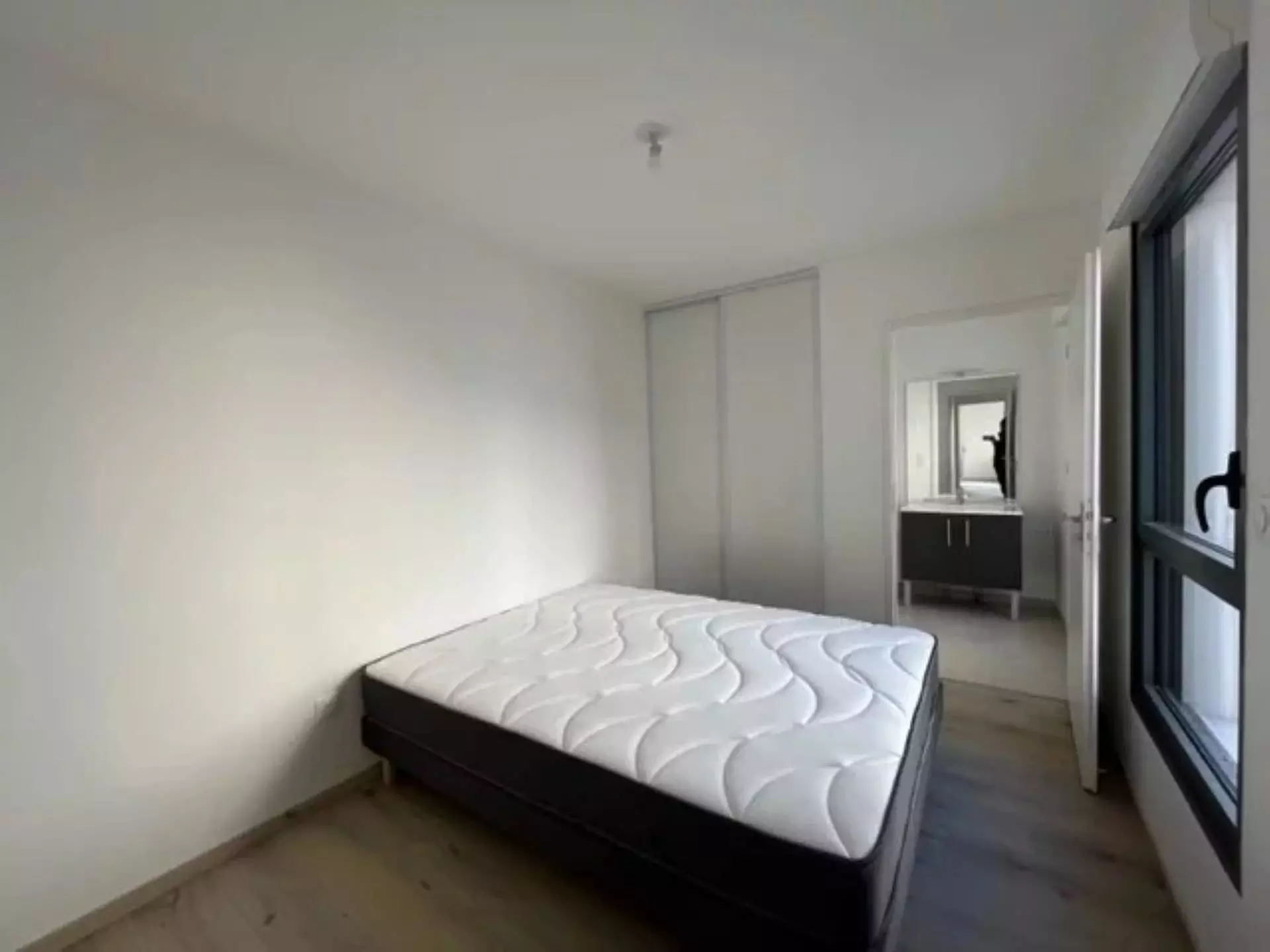 Flat Rue du Commerce in Bordeaux