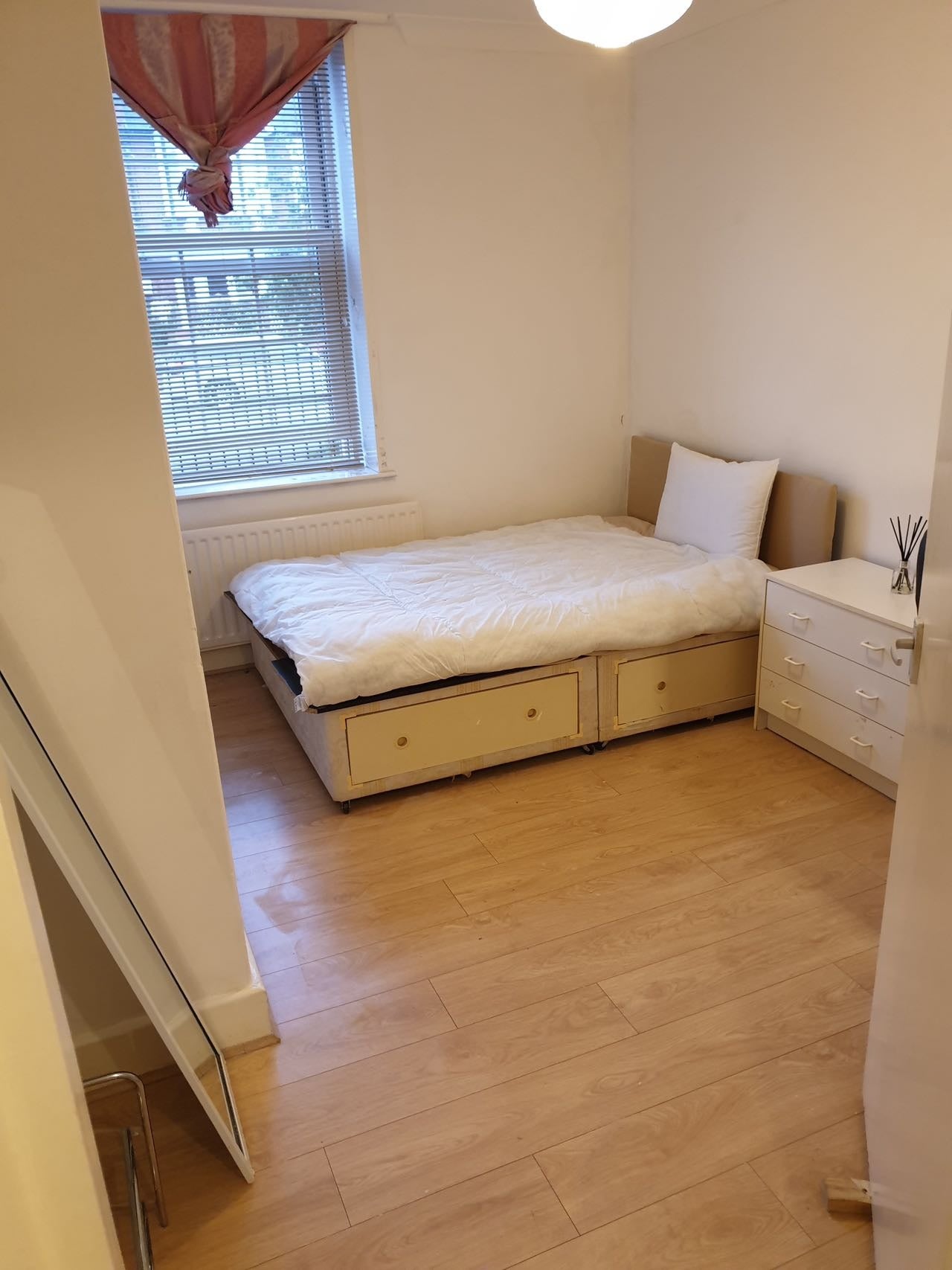 Flat Steventon Road in Greater London
