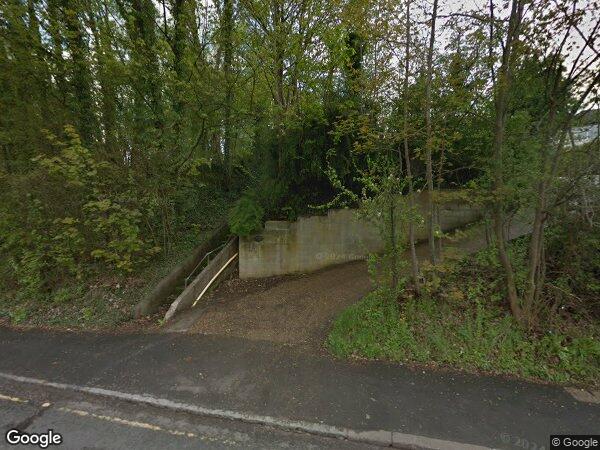 Room Dashwood Avenue in High Wycombe