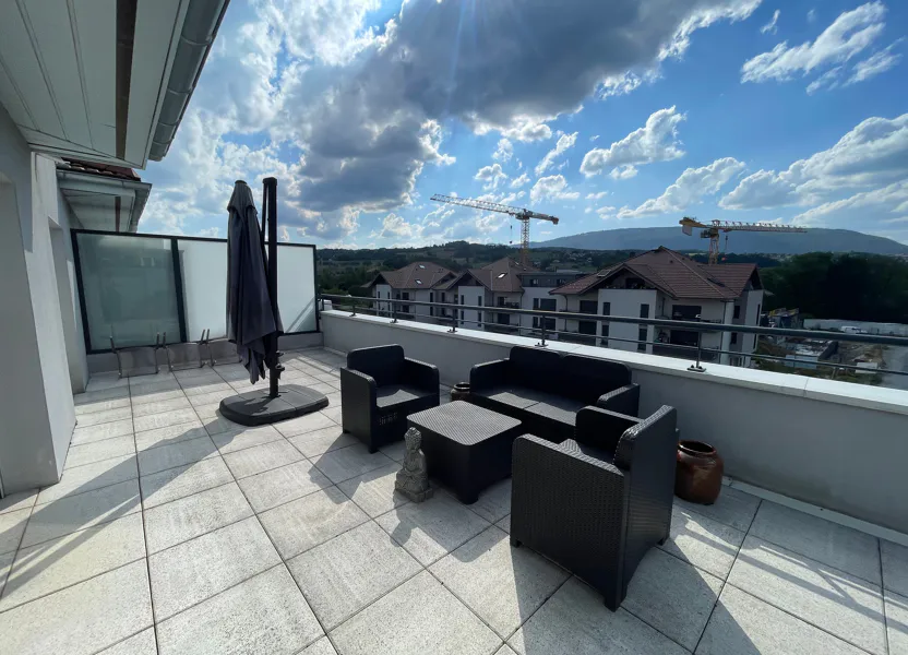 Appartement Rue de la Gare à Reignier-Ésery
