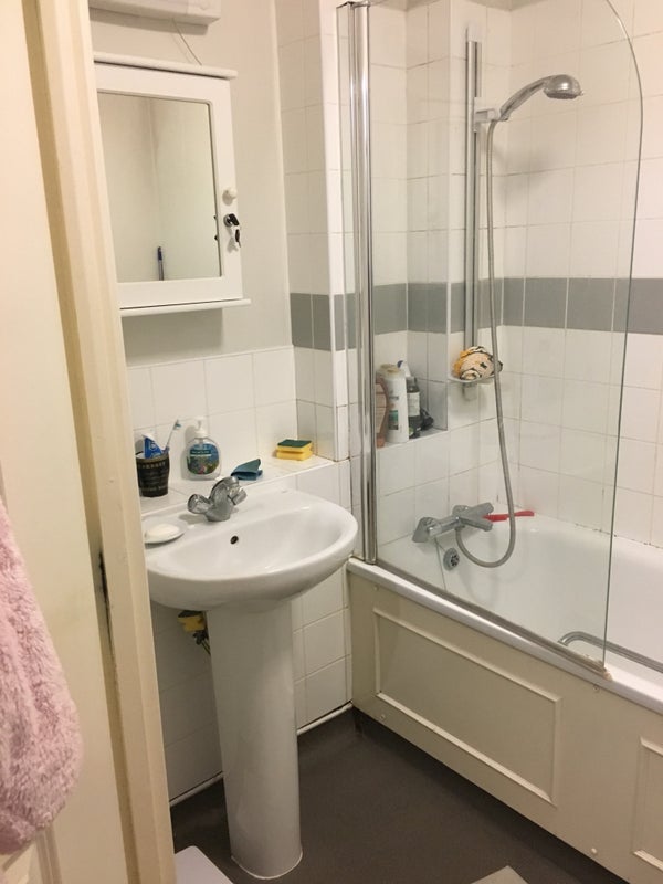 Flat Hamilton Place in Greater London
