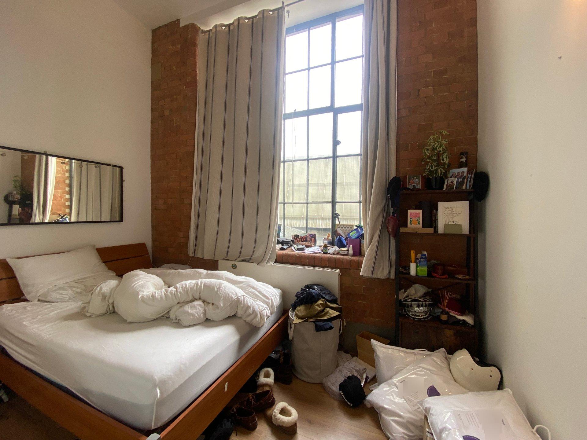 Flat Pentonville Road in Greater London