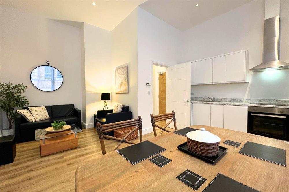 Flat Greycoat Place in City of Westminster