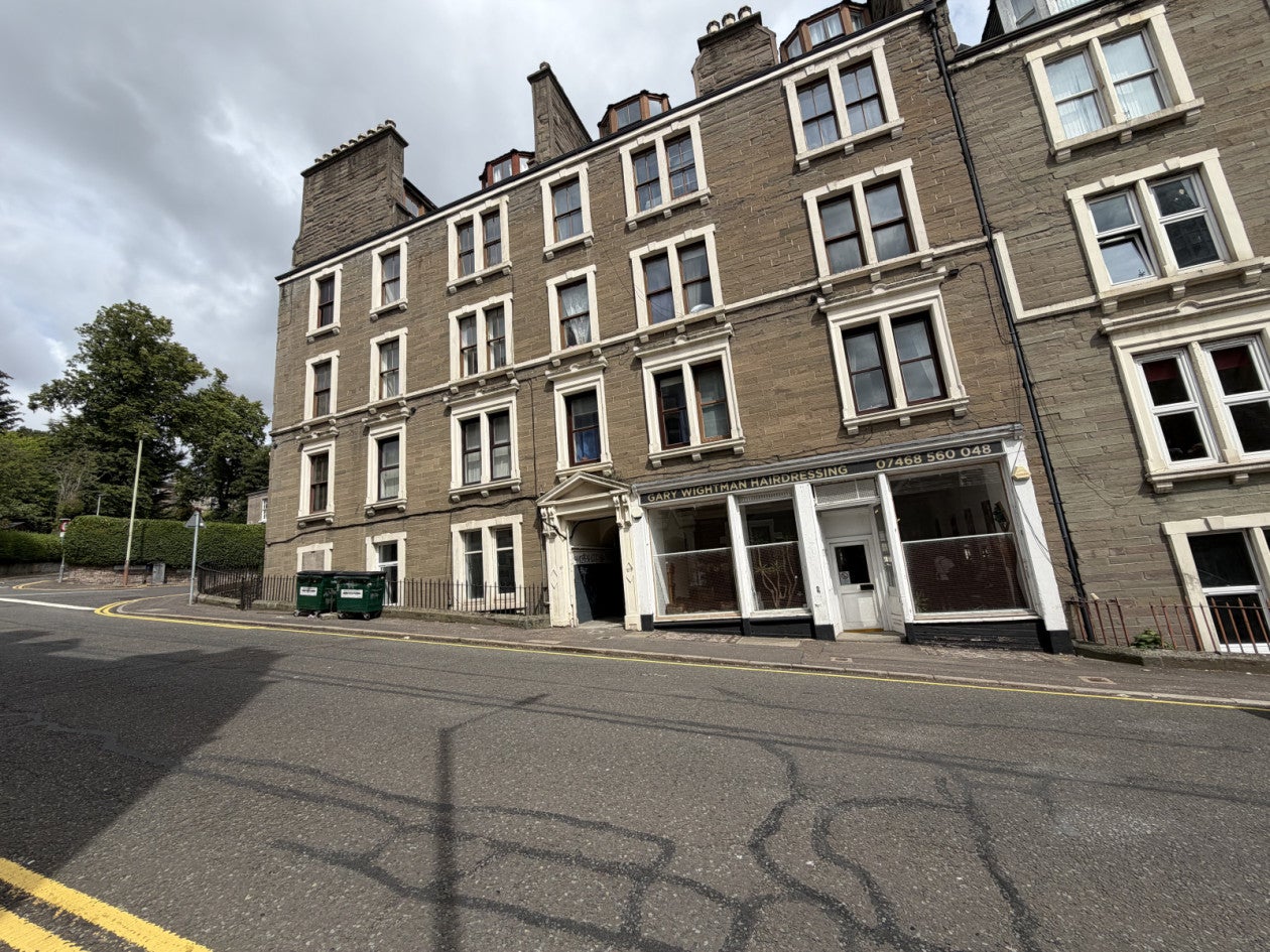 Flat Constitution Road in Dundee