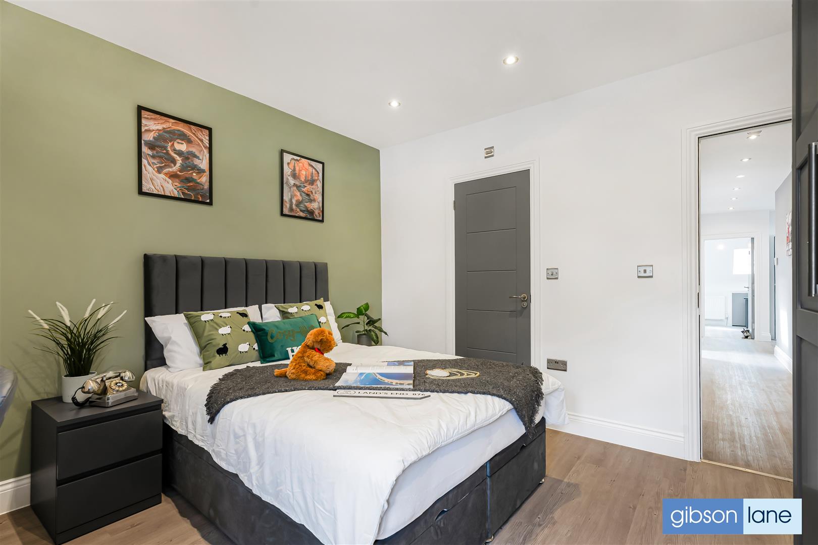 Room Surbiton Road in Greater London