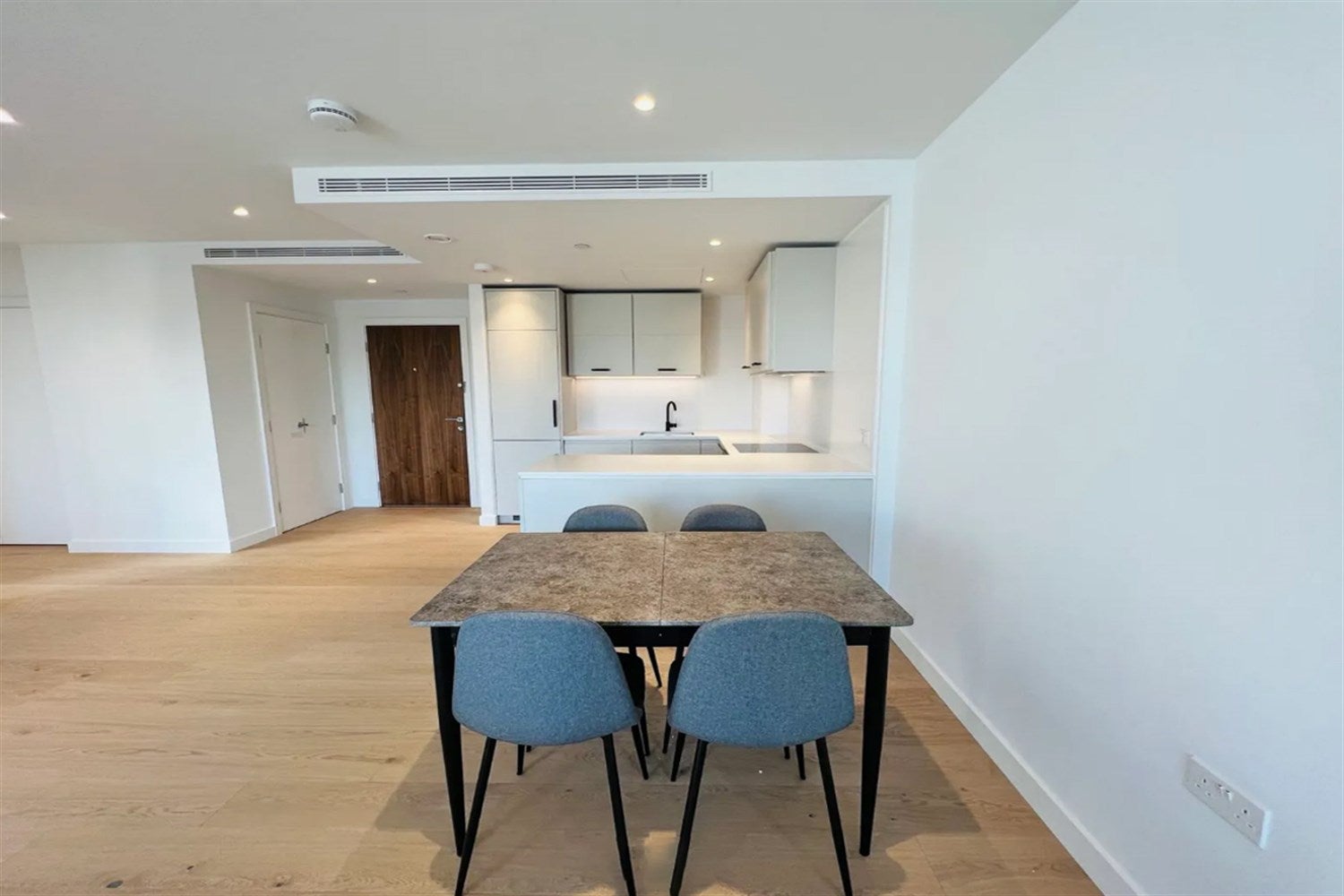 Flat Gough Street in Greater London