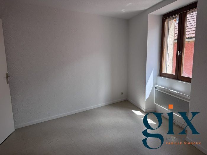 Flat Avenue d'Uriage in Vaulnaveys-le-Haut