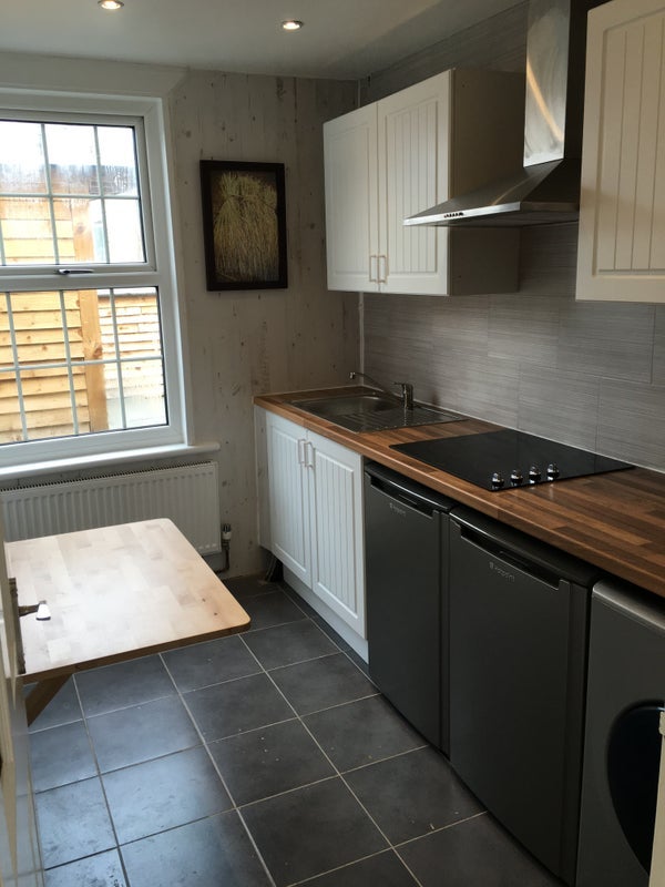Room Kingsley Road in Greater London