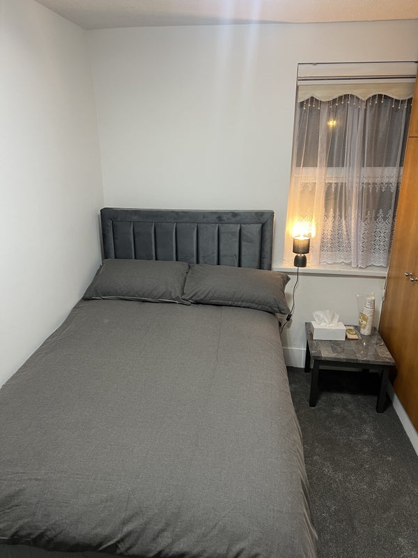 Room Springfield Road in Greater London