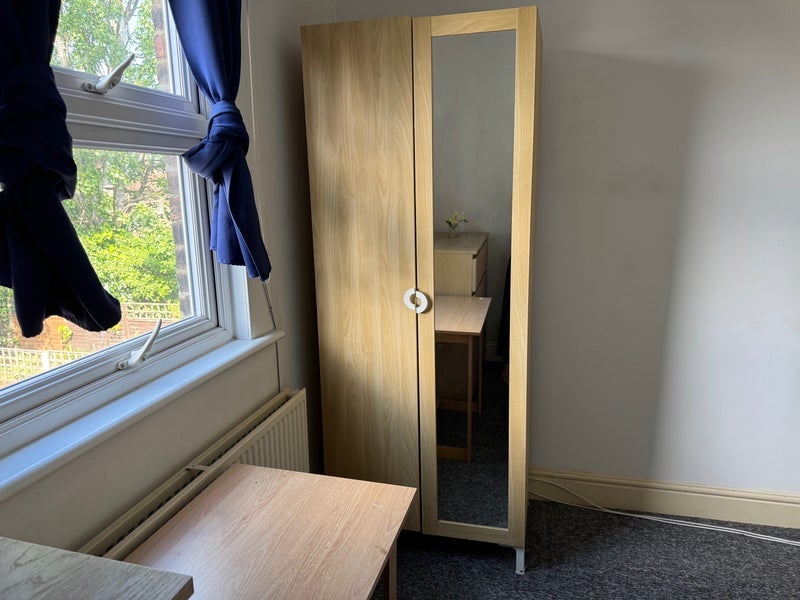 Room Chesterfield Gardens in Greater London