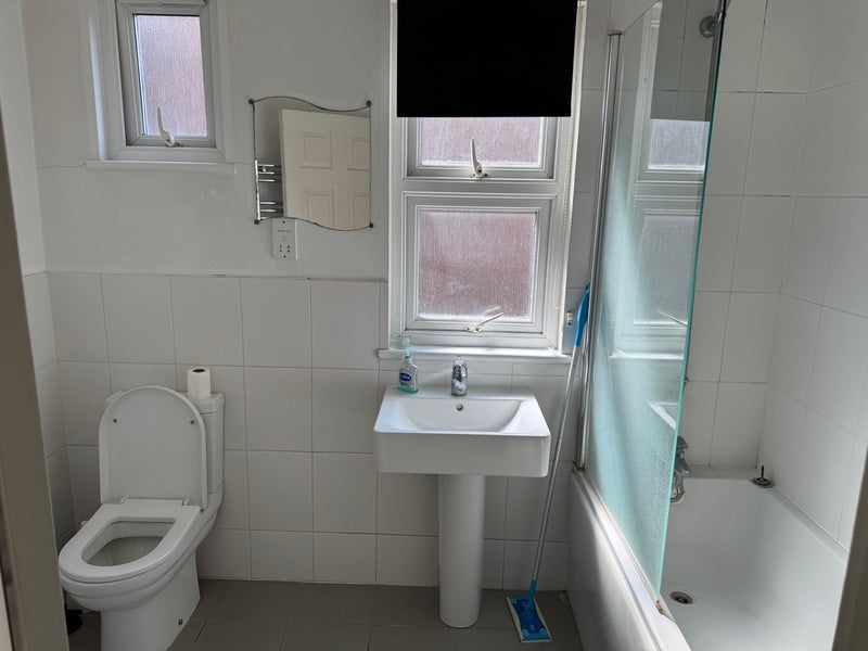 Room Chesterfield Gardens in Greater London