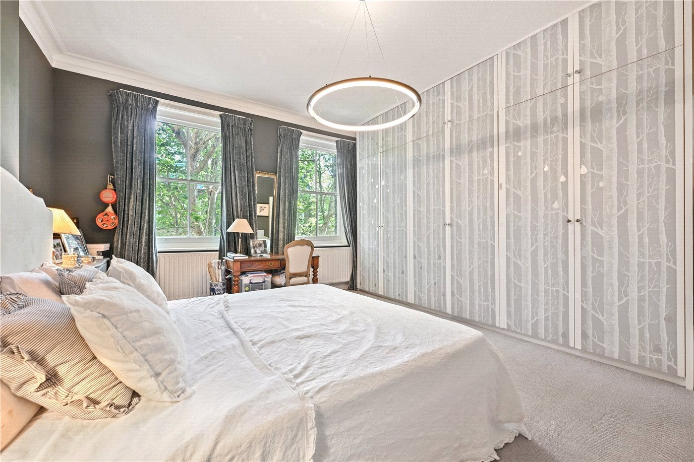 Flat Addison Road in Greater London