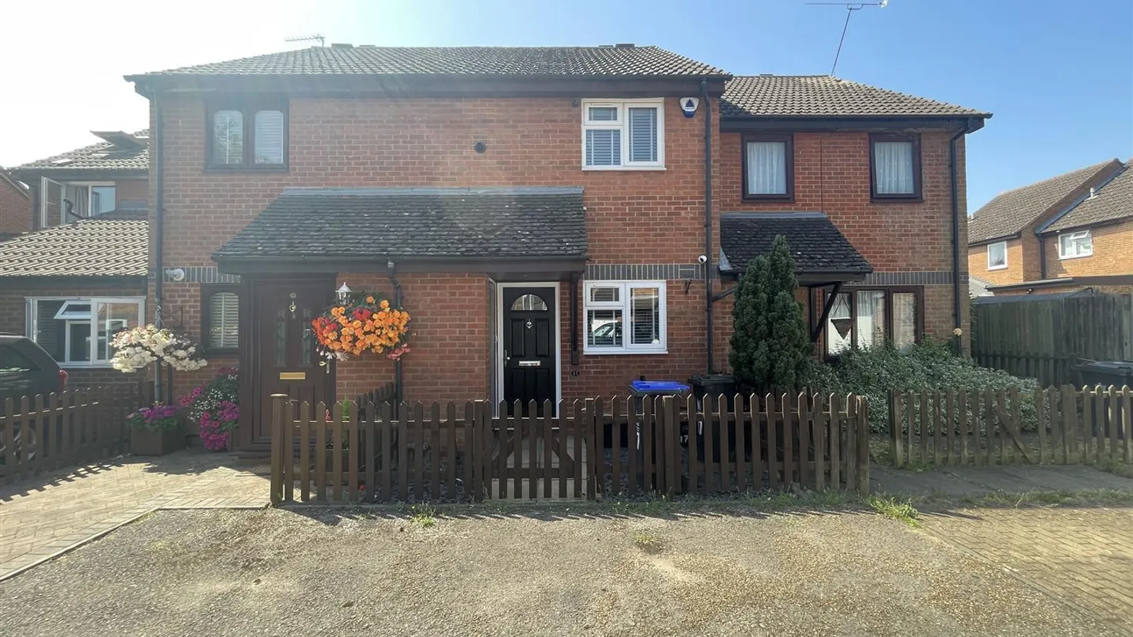 House Campion Close in Denham