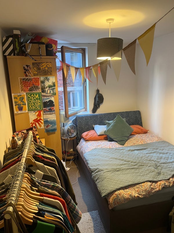 Room Dyche Street in Manchester