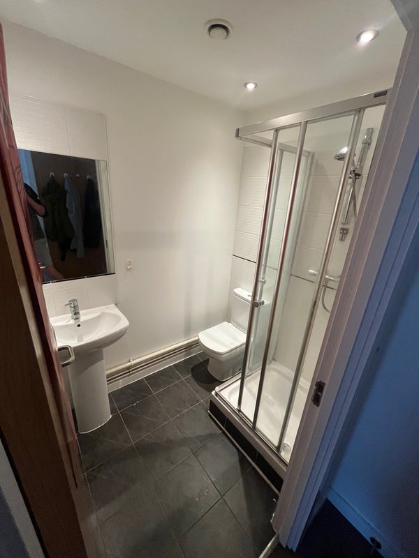 Room Dyche Street in Manchester