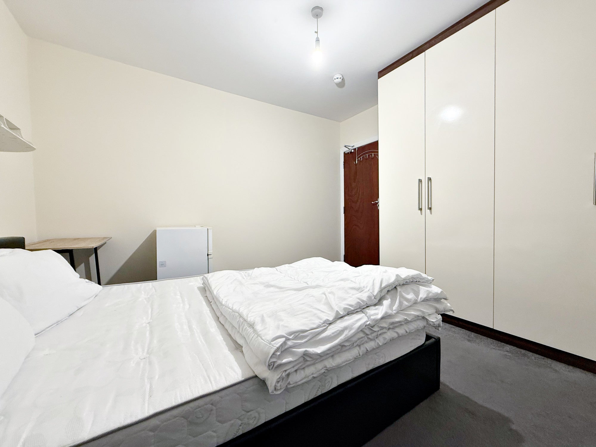 Flat Kingsley Road in London