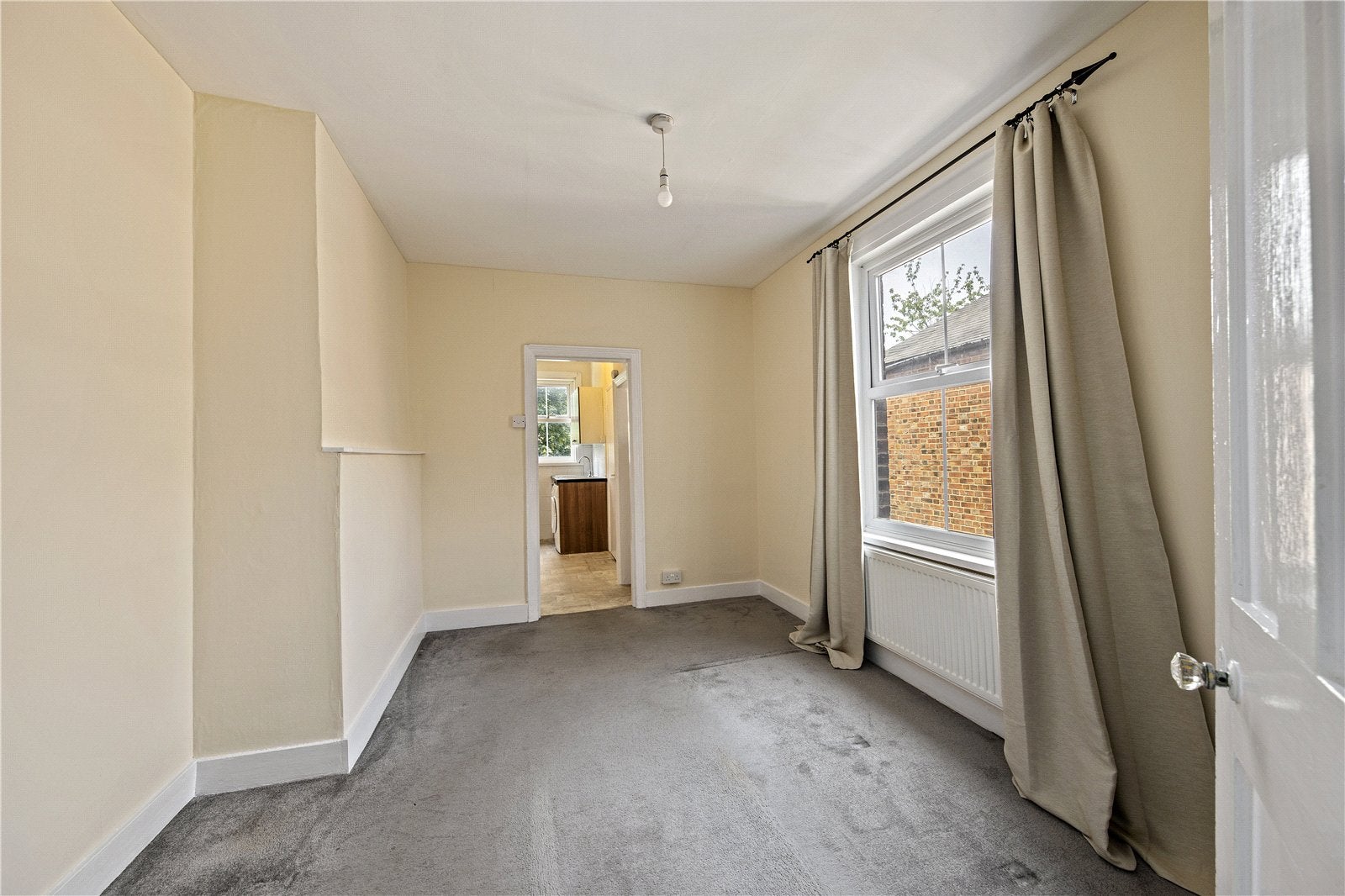 House Darell Road in Greater London