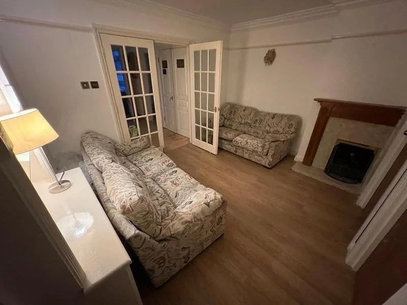 Room Mountington Park Close in Greater London