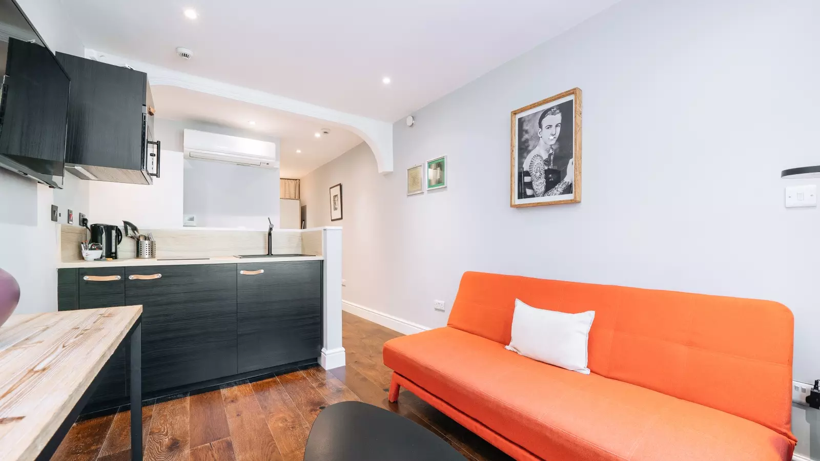 Flat Earl's Court Gardens in Greater London