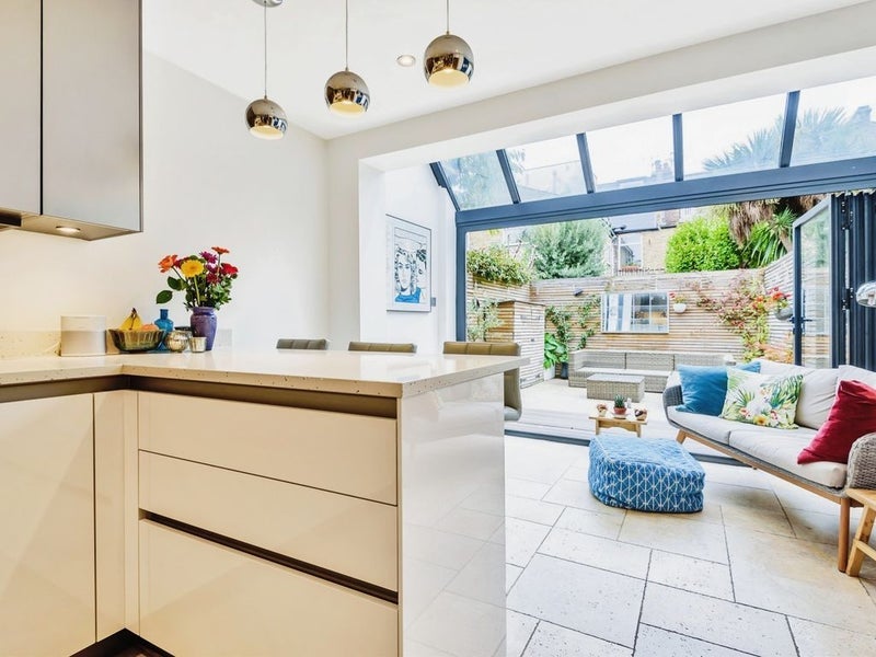 House Ravensbury Road in Greater London