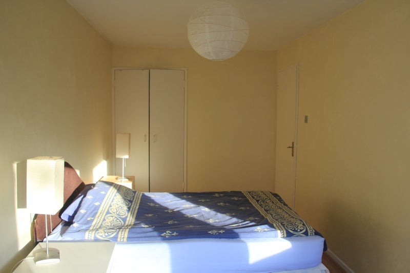 Room Willington Road in Greater London