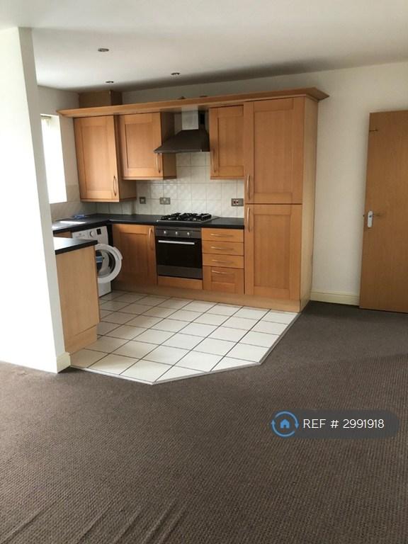 Flat Pontefract Road in Cudworth