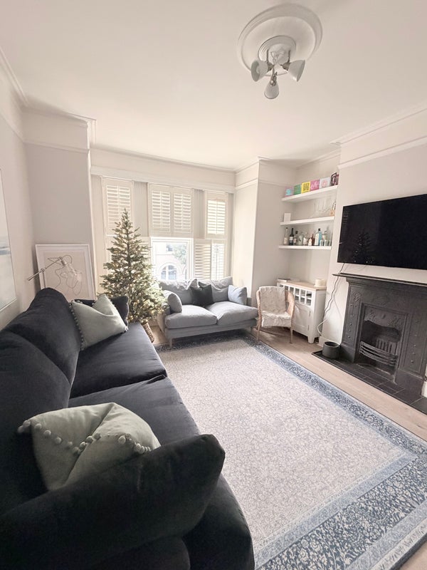 Flat Quinton Street in Greater London