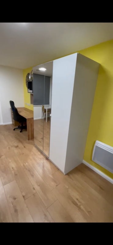 Flat Ashby Square in Charnwood