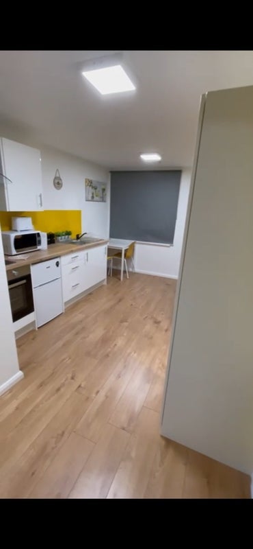 Flat Ashby Square in Charnwood