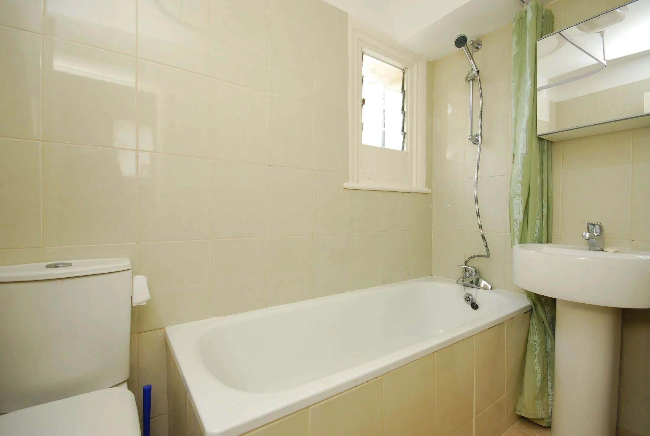 Flat Muswell Avenue in Greater London