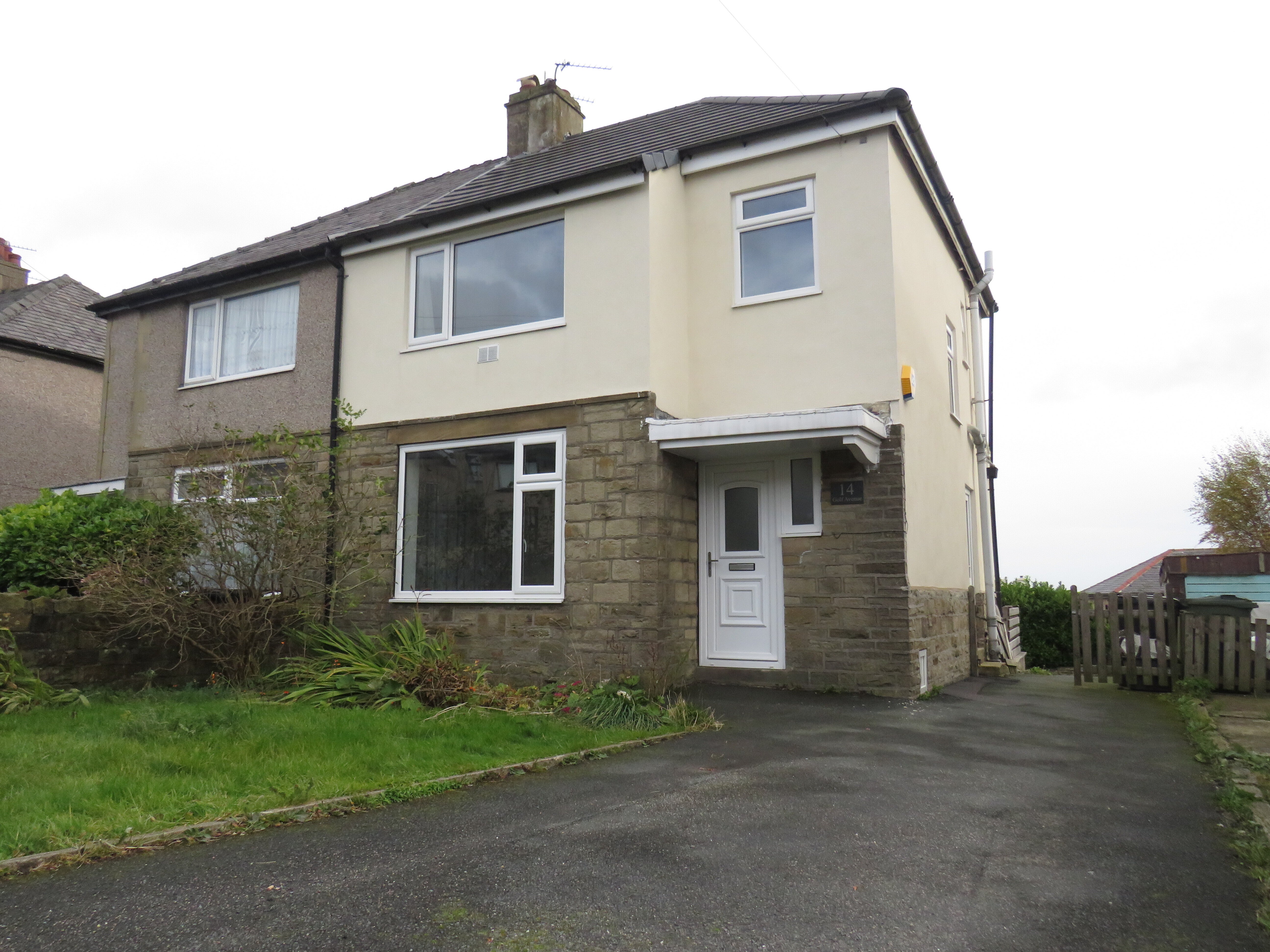 House Golf Avenue in Calderdale