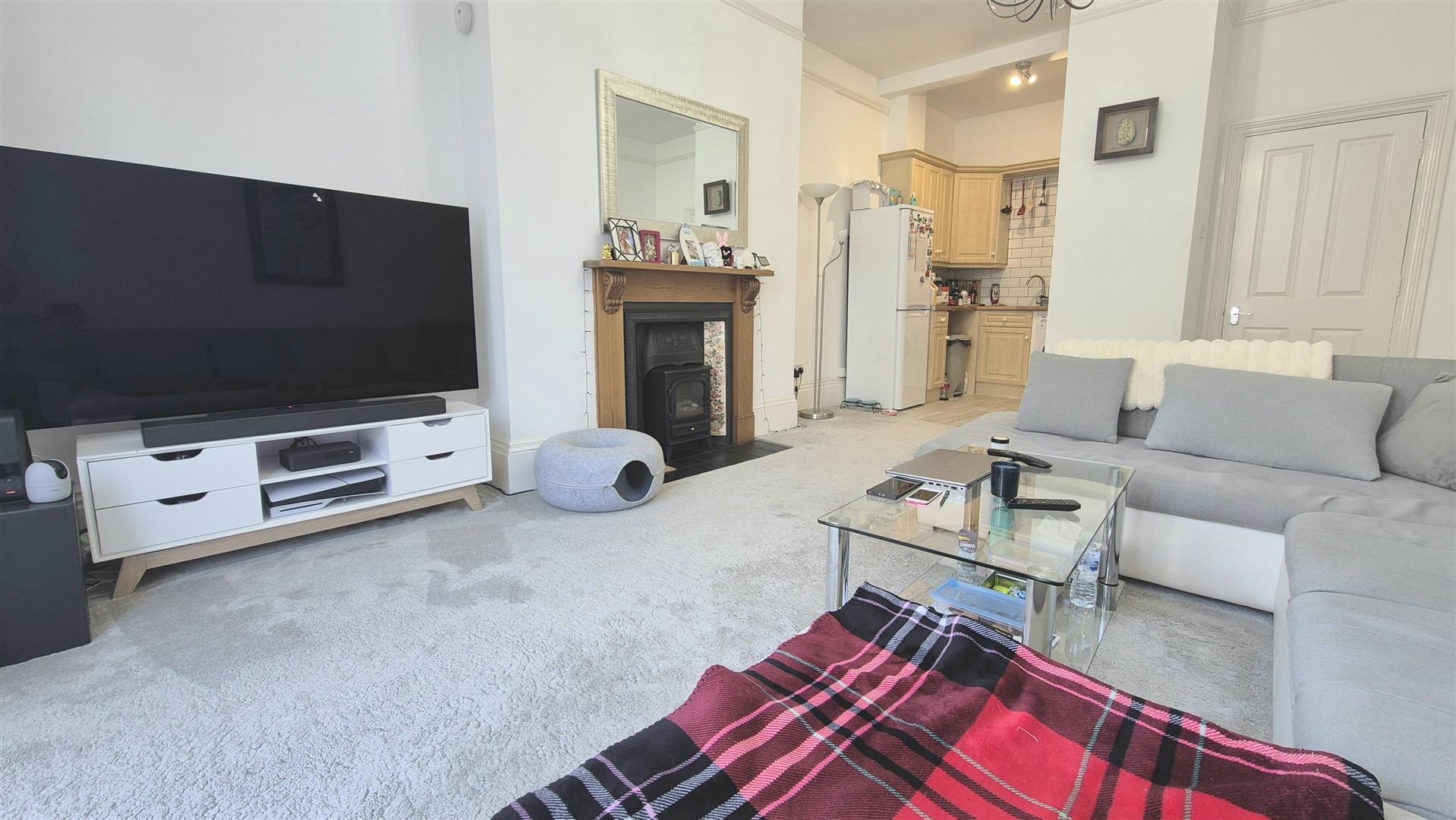 Flat Clarendon Road in Portsmouth