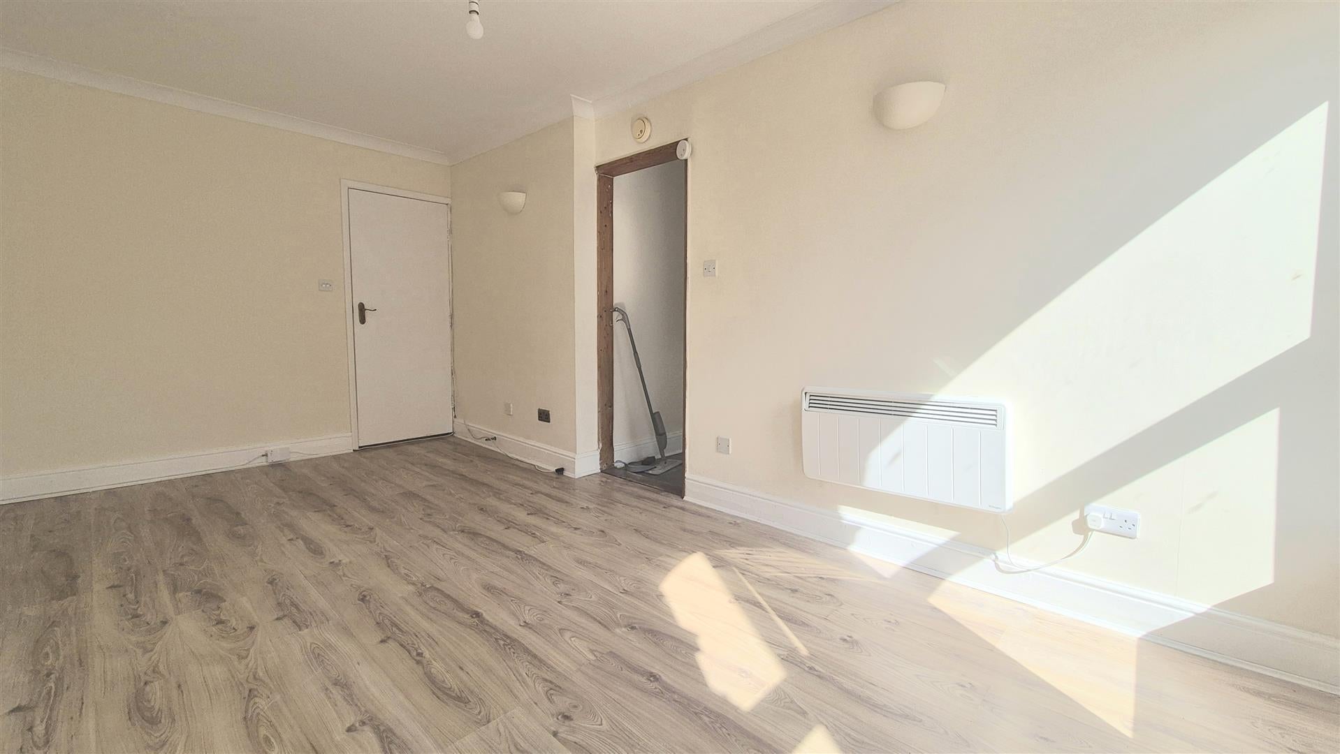 Flat Clarendon Road in Portsmouth