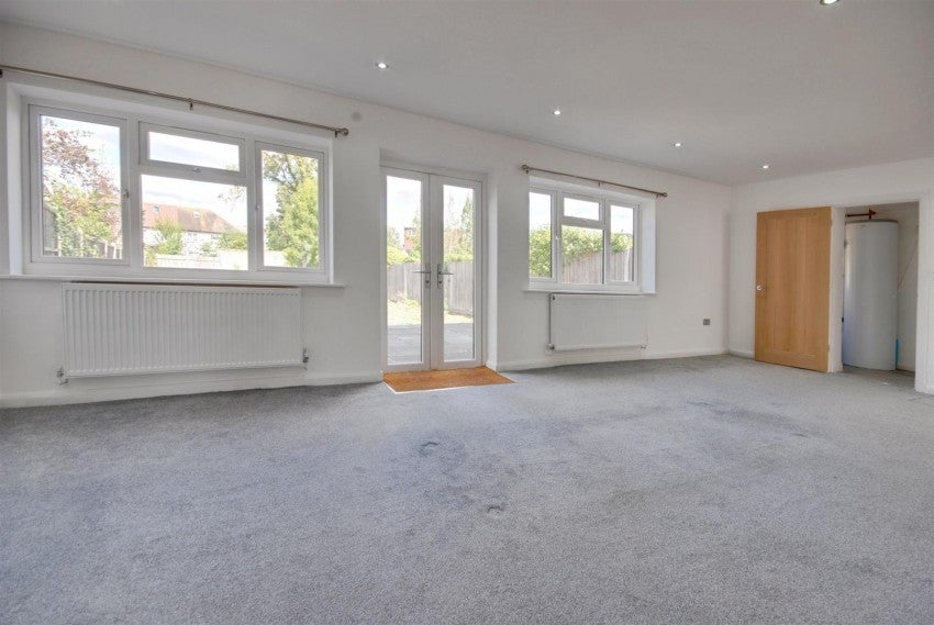 House Beechcroft Gardens in Greater London