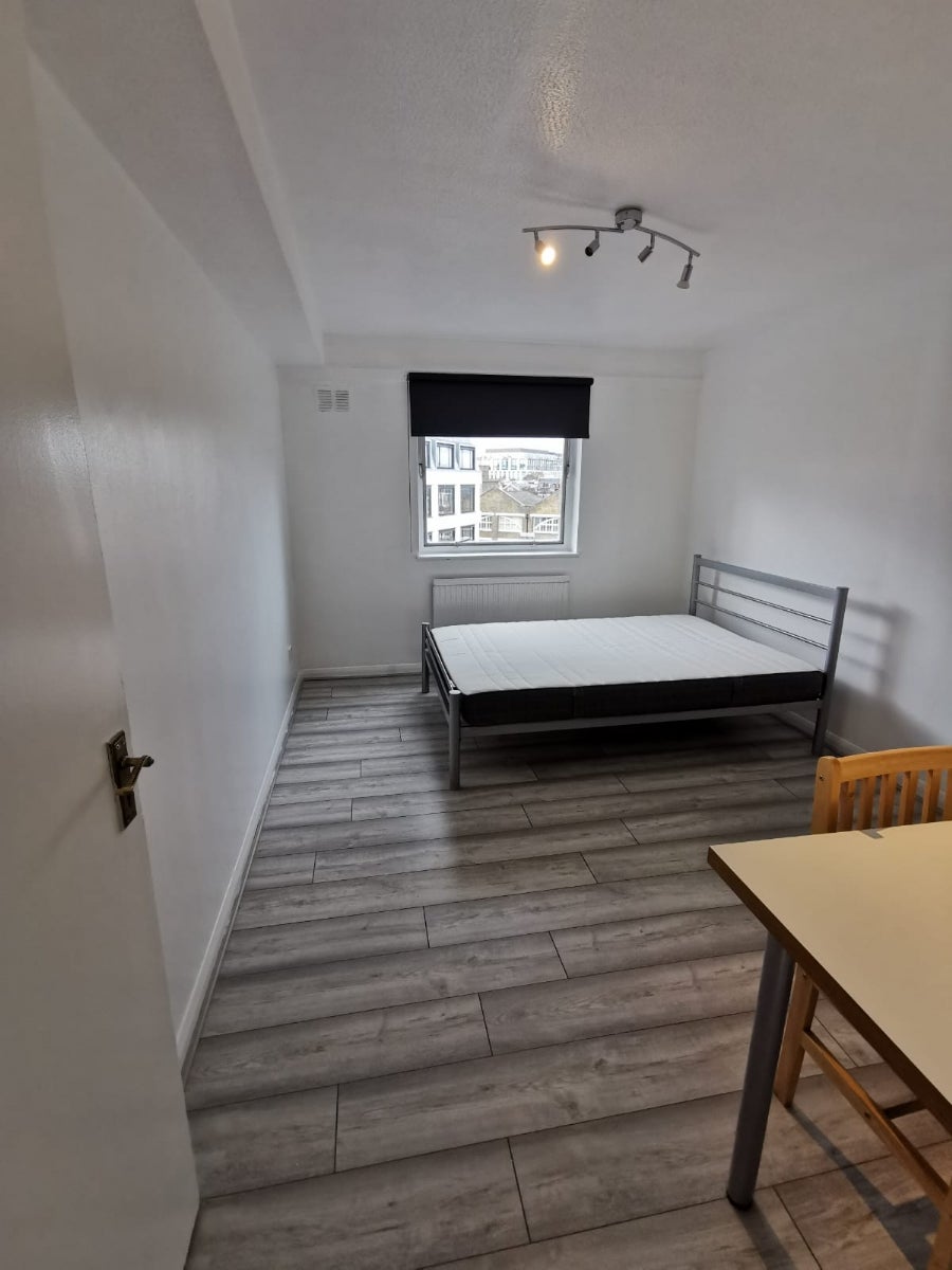 Flat Gresse Street in City of Westminster