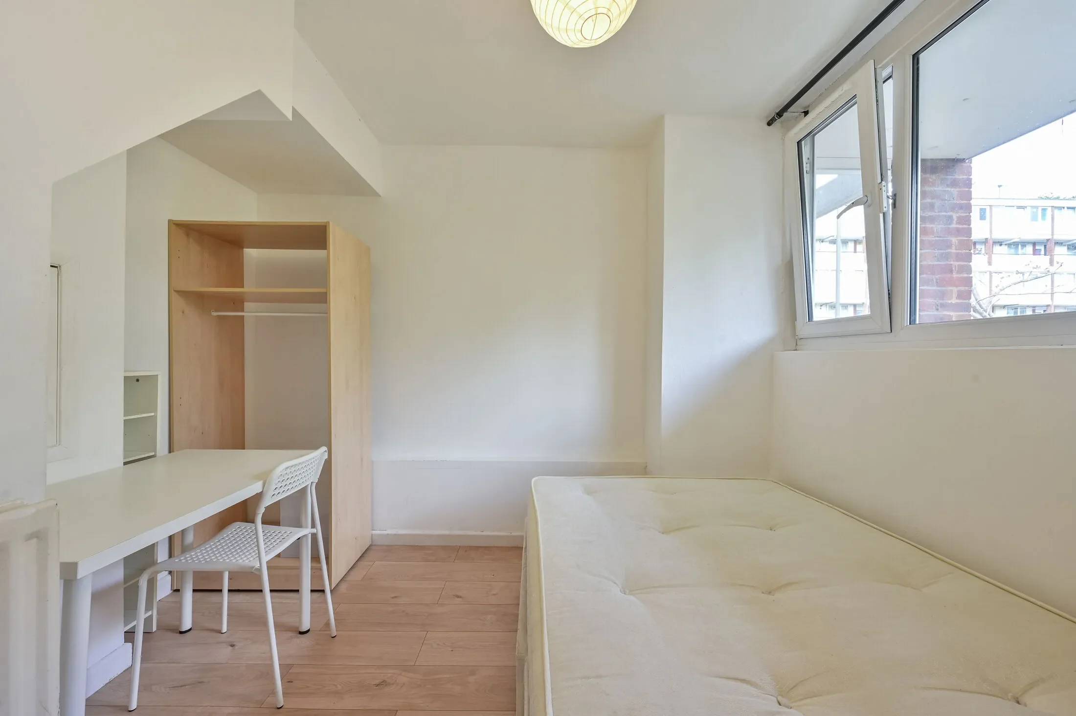 Flat Alton Road in Greater London