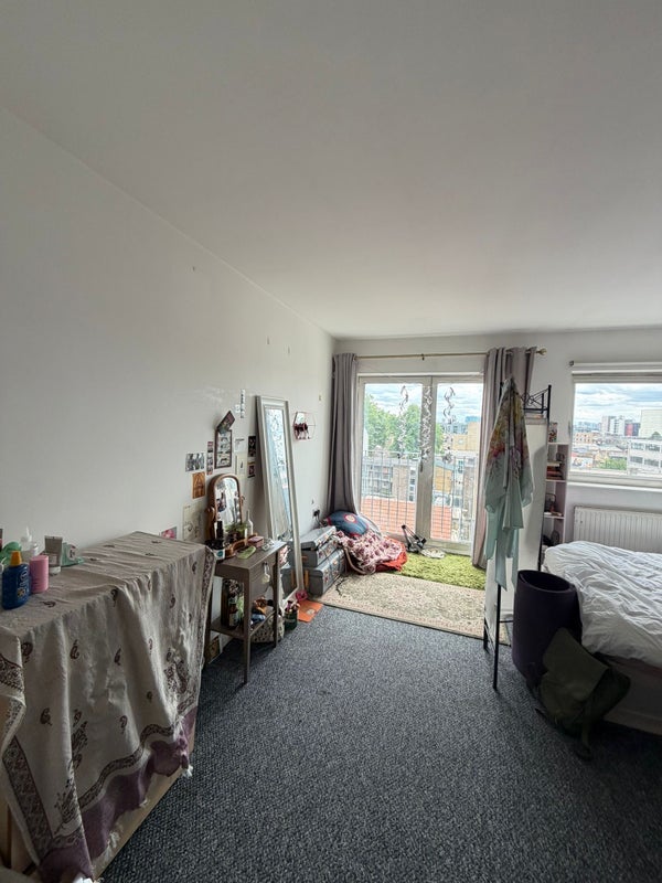 Room King Edward's Road in Greater London