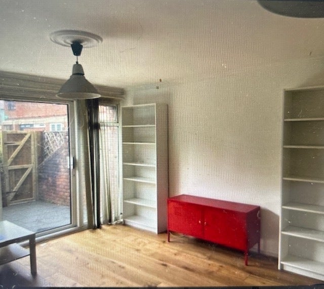 Flat Mitchell Street in Greater London