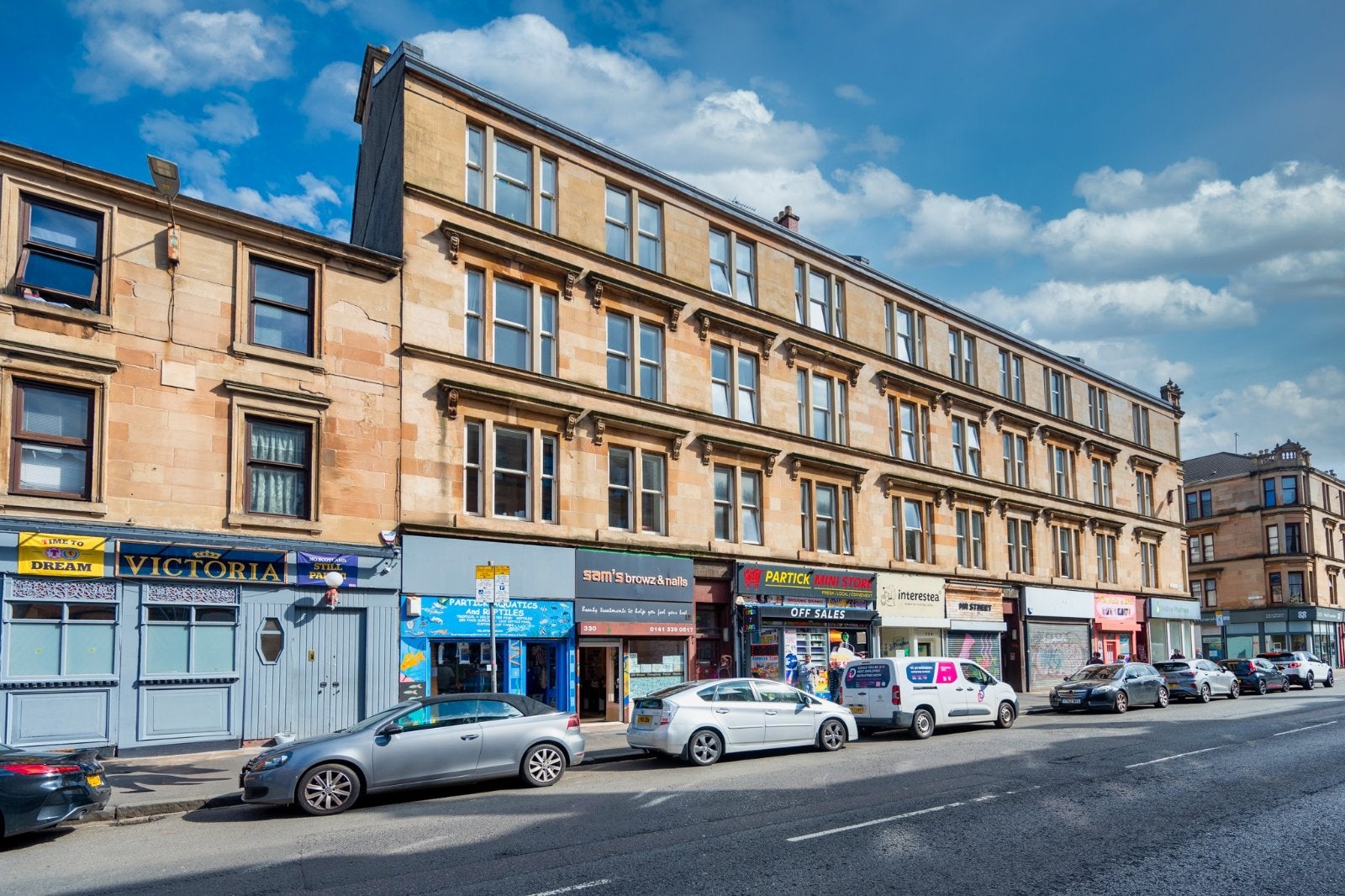 Flat Dumbarton Road in Glasgow
