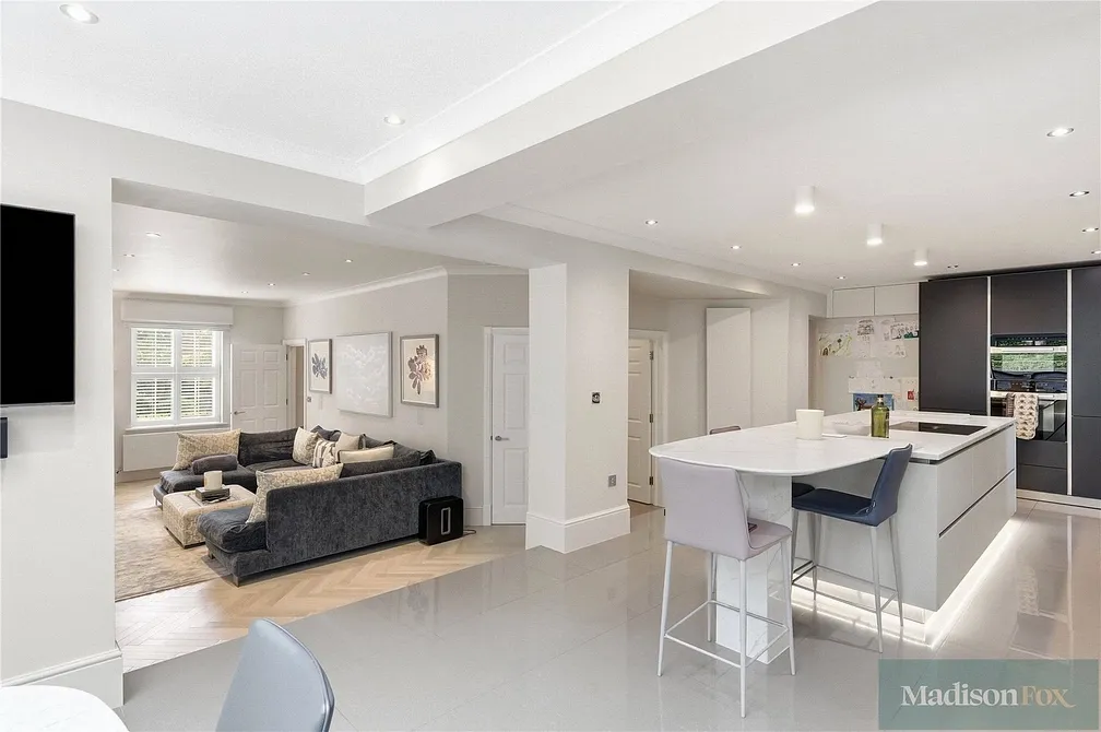 House Regents Drive in Greater London
