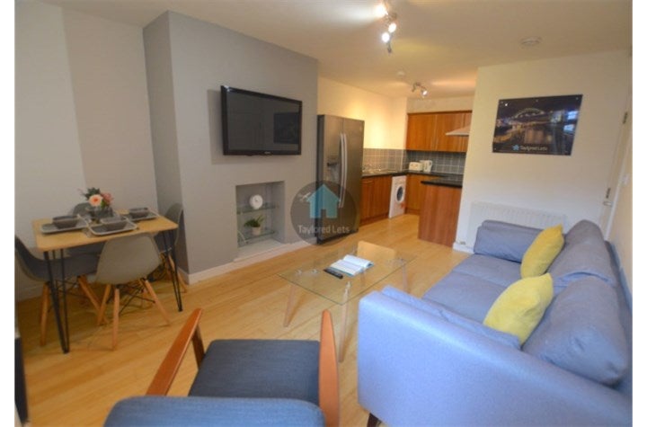 Flat Cartington Terrace in Newcastle upon Tyne