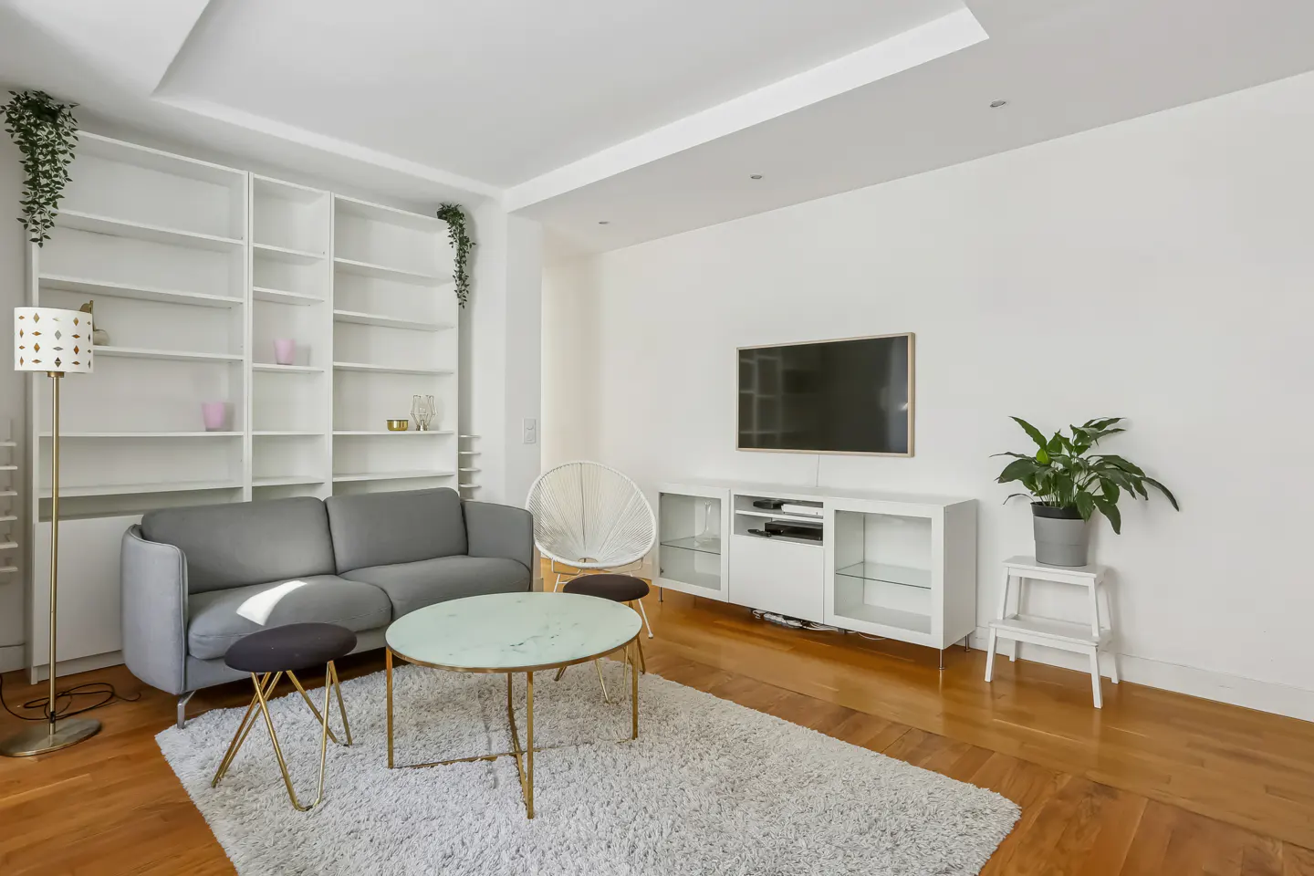 Flat Square Desaix in Paris