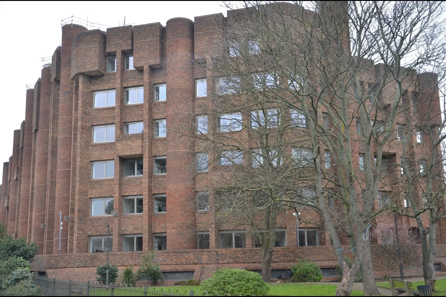 Flat Molesworth Street in Greater London