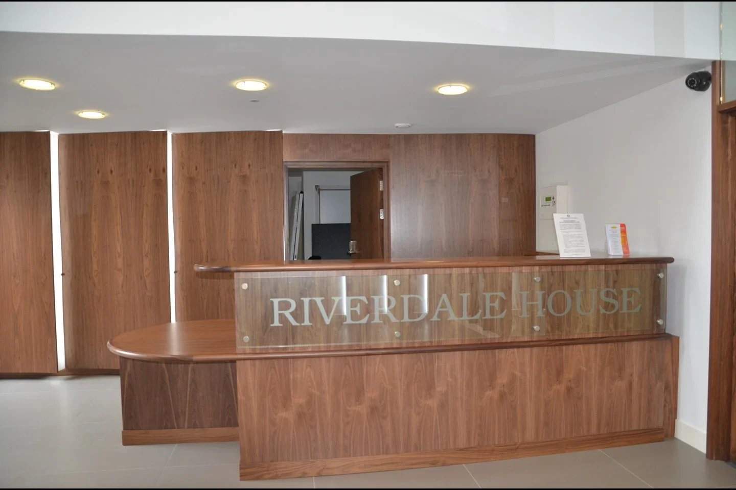 Flat Molesworth Street in Greater London