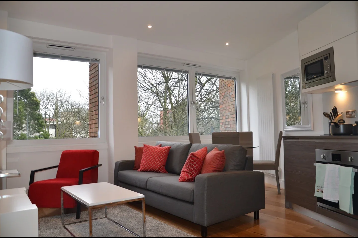 Flat Molesworth Street in Greater London