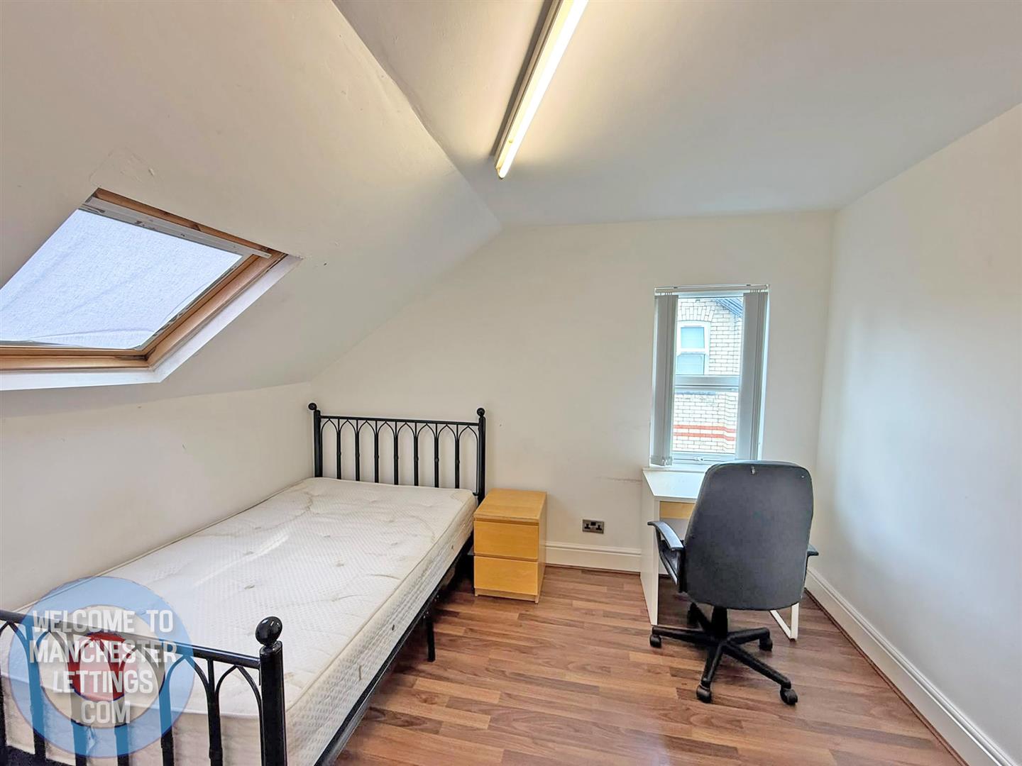 Room Everett Road in Manchester