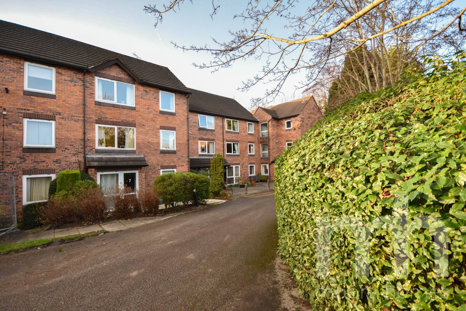 Flat Park Lane in Poynton