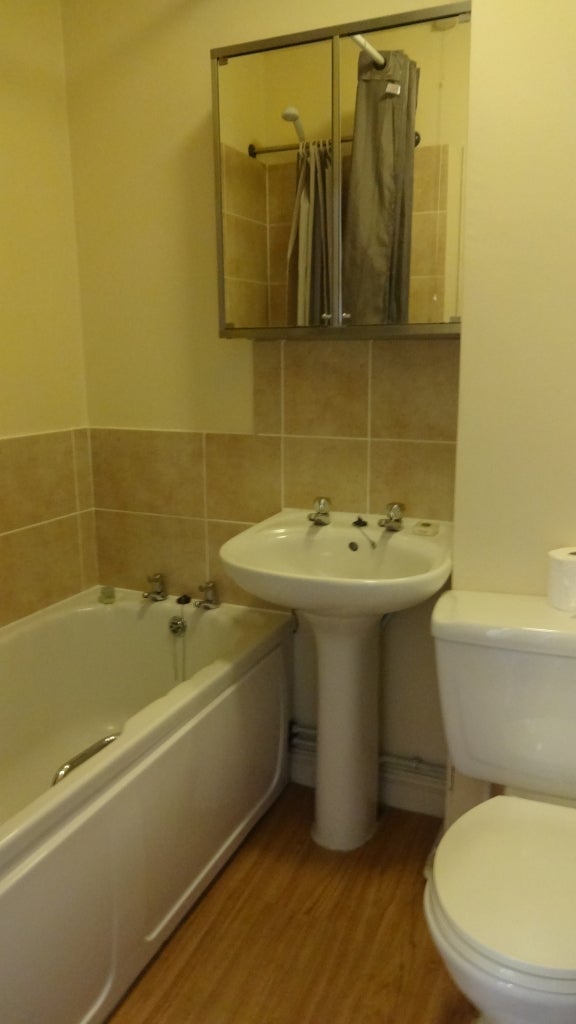 Flat Drewry Court in Derby