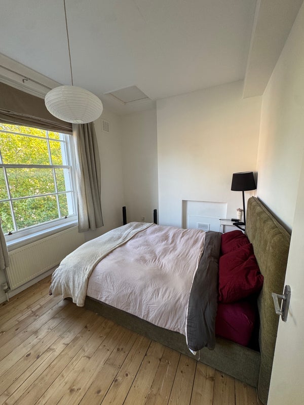 Flat Clapham Park Road in Greater London